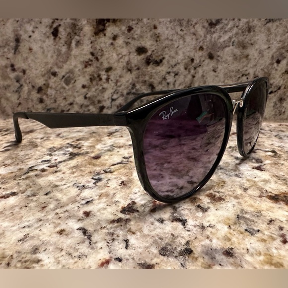 Ray-ban RB4285 Black Silver Metal Sunglasses Retired Style Unisex